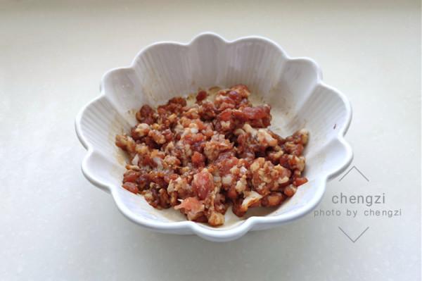 4種食材巧搭配，切碎簡單一炒，比大魚大肉饞人，拌米飯能吃兩碗