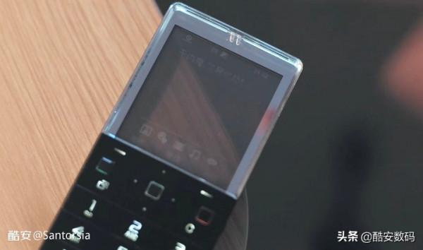 這是你從未見過的透明螢幕手機——索愛 Xperia Pureness X5 這是你從未見過的透明螢幕手機——索愛 Xperia Pureness X5