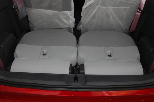 詳解寶駿E300，顏值、配置都不錯，但價格有點小貴，6.48萬起