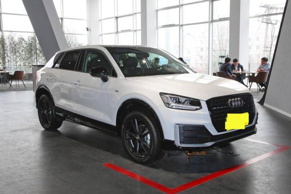 豪華品牌入門級SUV,售價26.5萬,配1.4T動力,奧迪Q2L好開也省油 豪華品牌入門級SUV,售價26.5萬,配1.4T動力,奧迪Q2L好開也省油