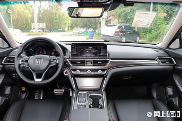 廣汽本田新款雅閣上市，16.98萬起售，便宜1萬配置豐富太多了