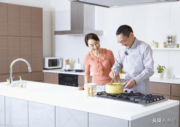 每日小技巧—如何更有效的清理廚房油汙 每日小技巧—如何更有效的清理廚房油汙