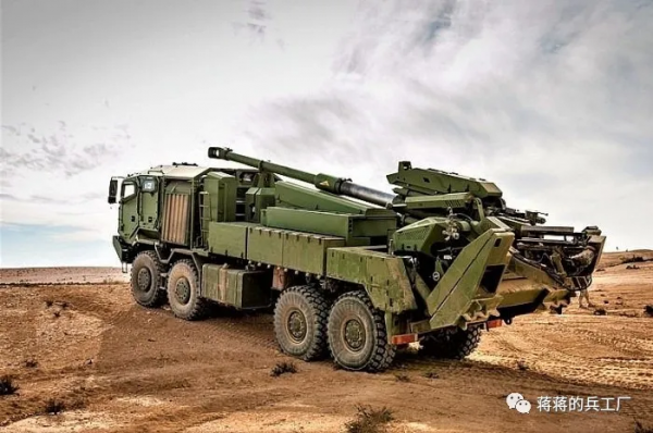 菲律賓訂購的ATMOS 2000卡車炮到貨！大幅提升炮兵現代化水平