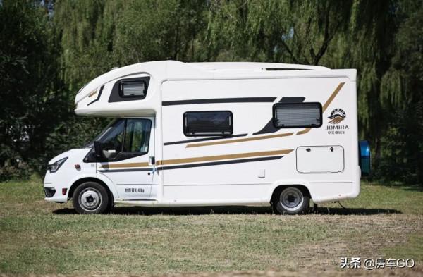 適合年輕人創業的房車!可2人舒適旅行,車內還有獨立辦公室? 適合年輕人創業的房車!可2人舒適旅行,車內還有獨立辦公室?