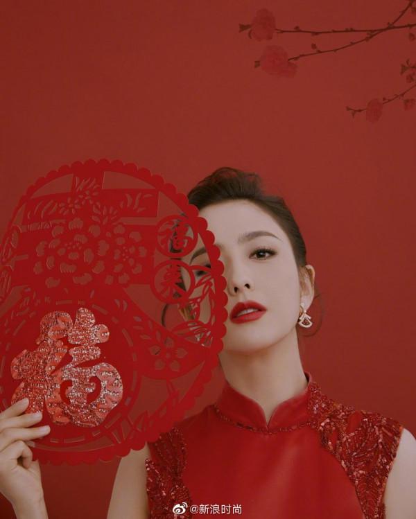 佟氏七寶車,麗日坐高閣,婭相兼尤美,粉紅女郎佟麗婭 佟氏七寶車,麗日坐高閣,婭相兼尤美,粉紅女郎佟麗婭