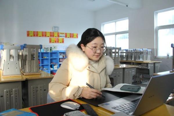 無&OpenCurlyDoubleQuote;生&rdquo;教學，有聲課堂，學生在家，教師在&OpenCurlyDoubleQuote;堂&rdquo;