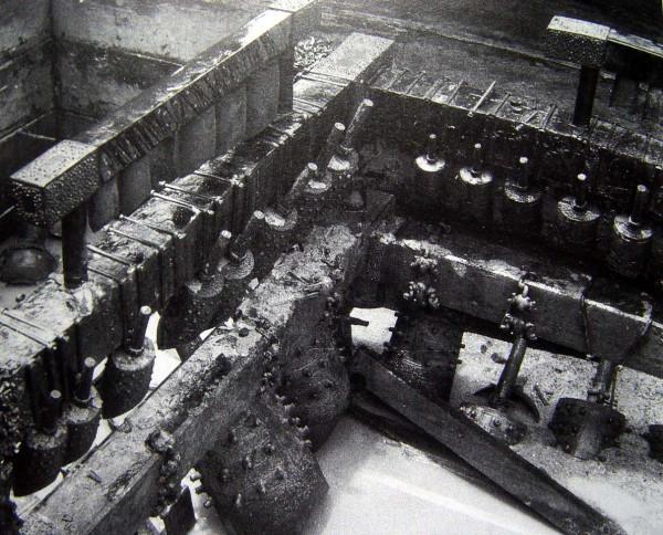 中國盜墓傳奇故事(4) 中國盜墓傳奇故事(4)