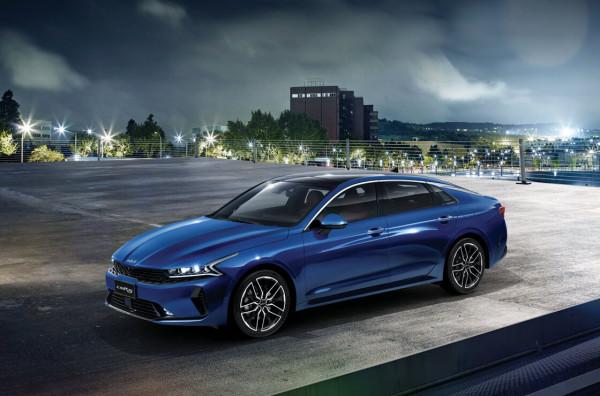 2021款起亞K5來了，看到它去年的銷量就想問，會有起色嗎？