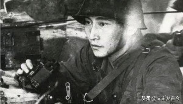 1985年，梁光烈主政第20軍，前任軍長有多猛？把兒子送上老山前線