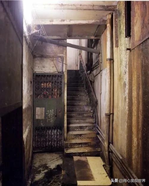 “罪惡之城”“人間魔窟”警察的禁地,真實的香港九龍城寨 “罪惡之城”“人間魔窟”警察的禁地,真實的香港九龍城寨