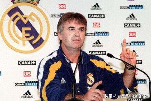 22歲兩奪歐冠，因荷蘭隊內訌失去皇馬主力位置，2400萬歐加盟國米