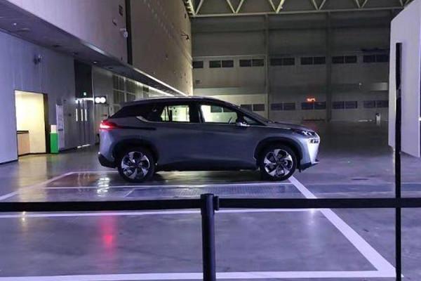 續航702公里，150米內可召喚泊車，試駕廣汽埃安AION V Plus