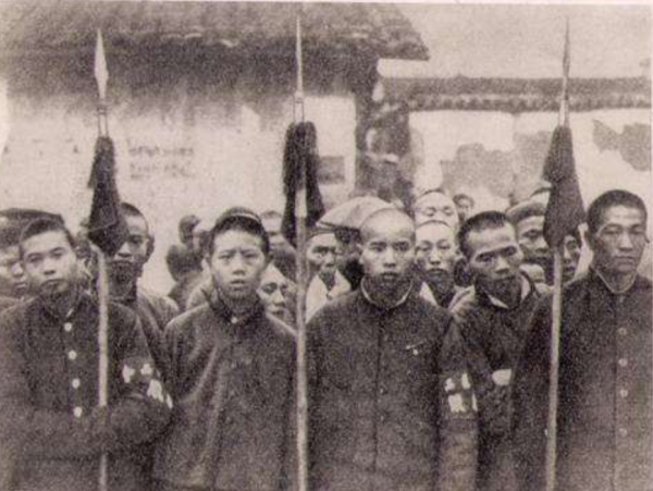 一對生死與共的戰友,被捕後受盡酷刑始終忠貞不屈,犧牲時僅23歲 一對生死與共的戰友,被捕後受盡酷刑始終忠貞不屈,犧牲時僅23歲