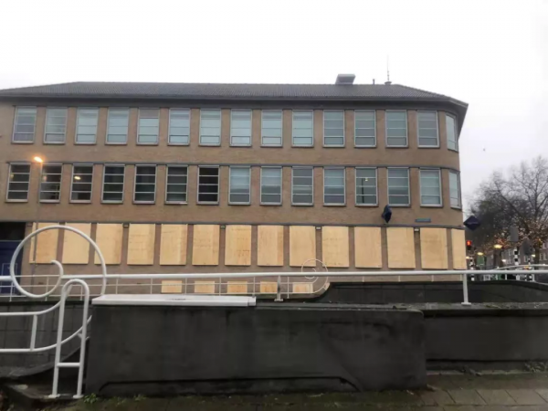 荷蘭暴亂多地蔓延!“亂政”遇上“民怨”?到底該怎麼收場 荷蘭暴亂多地蔓延!“亂政”遇上“民怨”?到底該怎麼收場