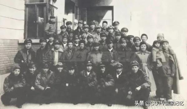 72年前，&OpenCurlyDoubleQuote;兩航&rdquo;與國民黨政府斷絕關係，駕機起義