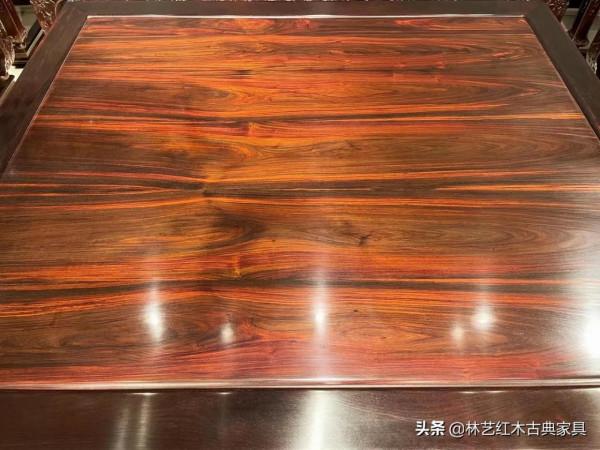 大紅酸枝無補西番蓮沙發