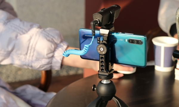 終於解決收音難這個大問題：森海塞爾XSWD無線領夾麥克風