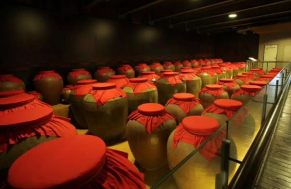 農村自釀酒甲醇超標不能喝？買回來這麼處理，喝著舒坦不上頭