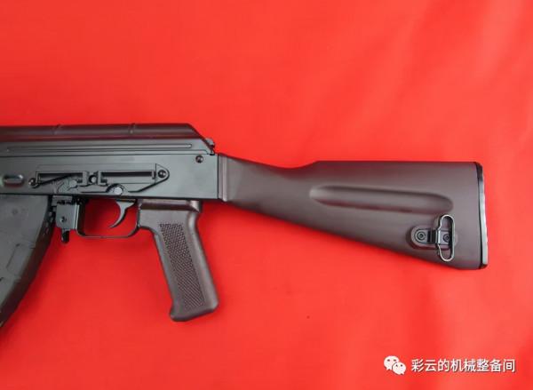 美國PSA公司推出山寨AK-105，山寨版的消焰器為何如此誇張？