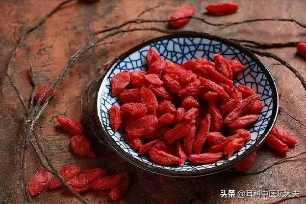 人生百病，皆因陽虛！張仲景的一張“耳鳴方”可攻破耳鳴、耳聾