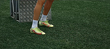 卡洛琳教你如何練習近距離控球 卡洛琳教你如何練習近距離控球