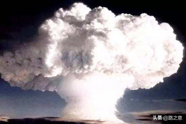 蘑菇雲的背後：針對德國的曼哈頓計劃，為何最後砸在日本頭上？