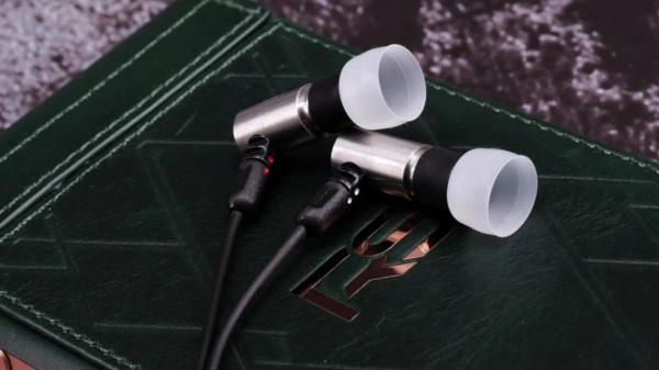 我摸著我自己過河還不行麼？海貝音樂 HiBy Thor圈鐵耳機評測