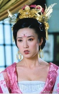 《至尊紅顏》又美又颯的王皇后，也是因錯愛一人由愛生恨的可憐人