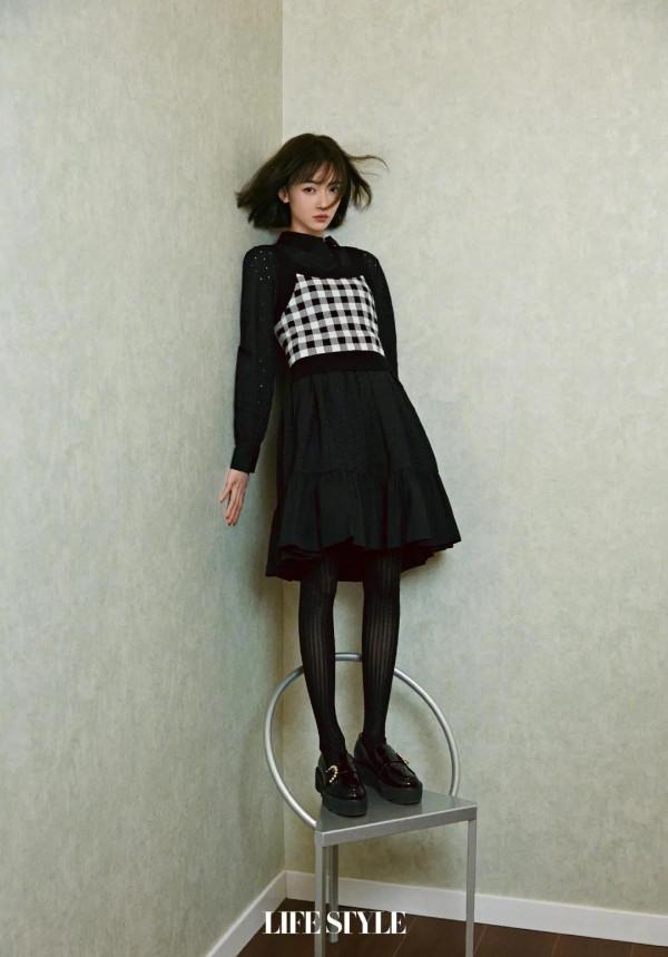 吳謹言暖陽居家大片