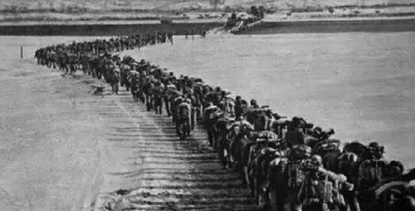 52年，我國抓獲2名美軍間諜，美方抗議，周恩來的應對方式真高明