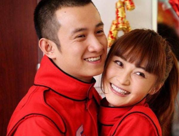 演員文章罕見現身鄉村，身材暴瘦為電影宣傳，此前為西安捐款百萬