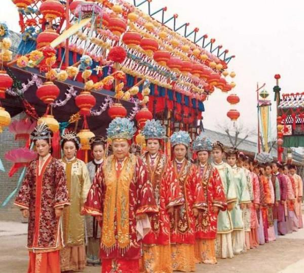 賈府有四大經濟收入,為何依然入不敷出?這三個原因是關鍵 賈府有四大經濟收入,為何依然入不敷出?這三個原因是關鍵