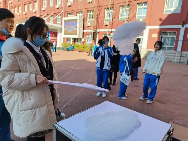 玉淵潭中學七屆科技文化嘉年華成功舉辦