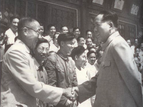 清朝格格流落街頭,章士釗把照片寄中央,希望照顧,毛主席:同意 清朝格格流落街頭,章士釗把照片寄中央,希望照顧,毛主席:同意