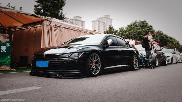 &quot;最美大眾&quot;變身黑武士，新CC的顏值是真的頂