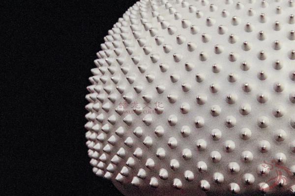 容天形玉霰銀壺