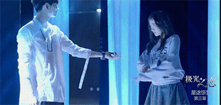 關曉彤歷險記,最至暗時刻,萬幸與頂流鹿晗談了一場“正確”戀愛 關曉彤歷險記,最至暗時刻,萬幸與頂流鹿晗談了一場“正確”戀愛