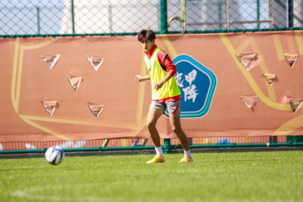 海港本土球員出彩,李申圓三場兩球,劉祝潤透露處子球源於加練射門 海港本土球員出彩,李申圓三場兩球,劉祝潤透露處子球源於加練射門