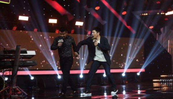 “乒乓冠軍”王皓：30歲娶美妻，32歲面臨婚姻危機，他如何化解？