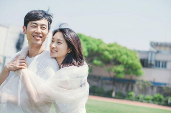 朱亞文：追妻路上有艱辛，和妻子結婚8年，做2個女兒的爸爸也幸福