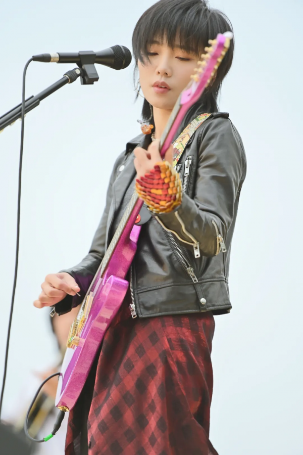 從《超女》到《浪姐》,出道多年一直未紅,最後靠李健出圈了? 從《超女》到《浪姐》,出道多年一直未紅,最後靠李健出圈了?