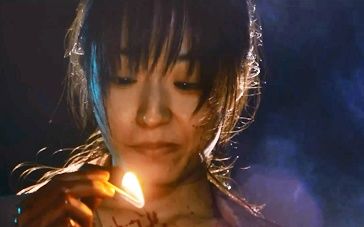 女孩在公園身中十數刀後死亡，被兇手洩憤縱火燒成焦炭，太慘了