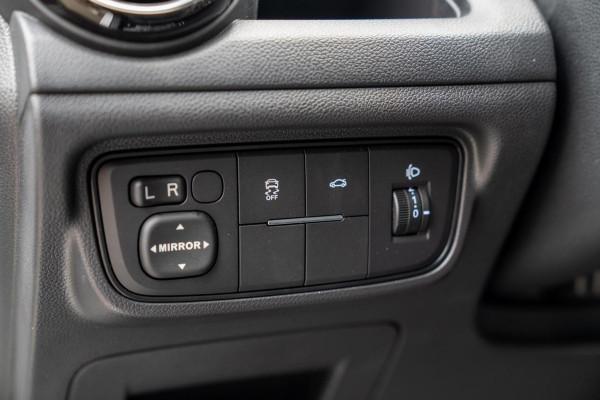 百公里油耗6&period;2升，搭載1&period;5L&plus;5DCT，賣6&period;79萬，長安悅翔表現如何？