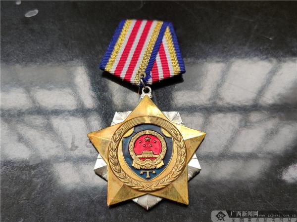 黃其祥:烽火歲月勇殺敵寇 年近百歲入黨初心如磐 黃其祥:烽火歲月勇殺敵寇 年近百歲入黨初心如磐