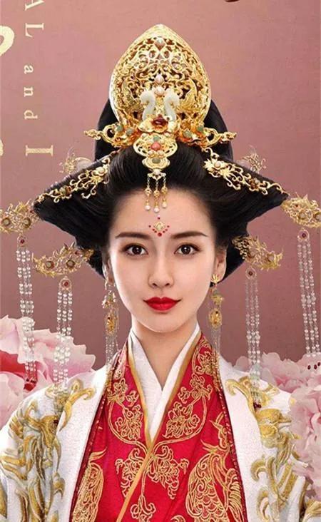 盤點那些戴鳳冠霞帔,絕色美人,有你喜歡的嗎 盤點那些戴鳳冠霞帔,絕色美人,有你喜歡的嗎