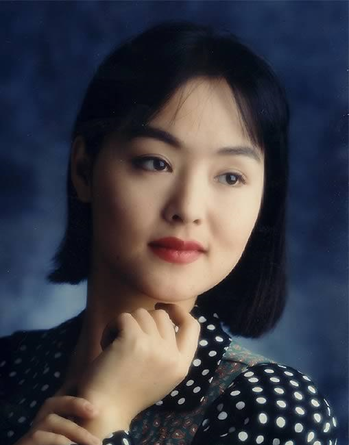 央視主持人孫小梅：曾經被萬人追捧，事業巔峰卻隱退幕後