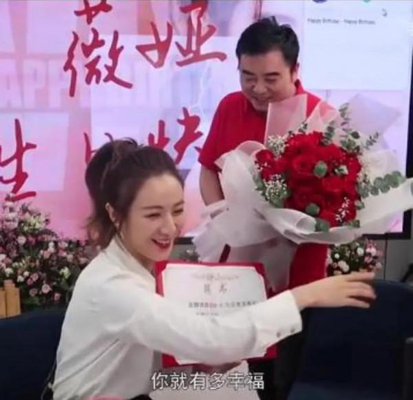 中國十大網紅收入榜:李子柒22億排第四,李佳琦46億排第二 中國十大網紅收入榜:李子柒22億排第四,李佳琦46億排第二