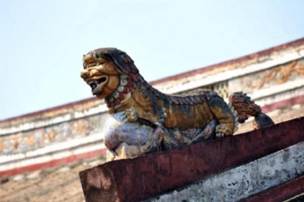 雷州有座千年古祠，全國罕見的五代石人石狗