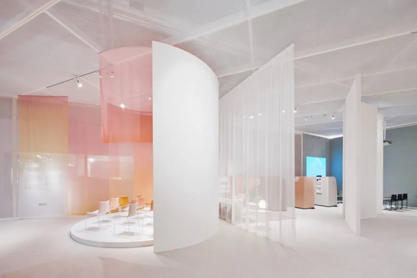 建築材料之樹脂玻璃