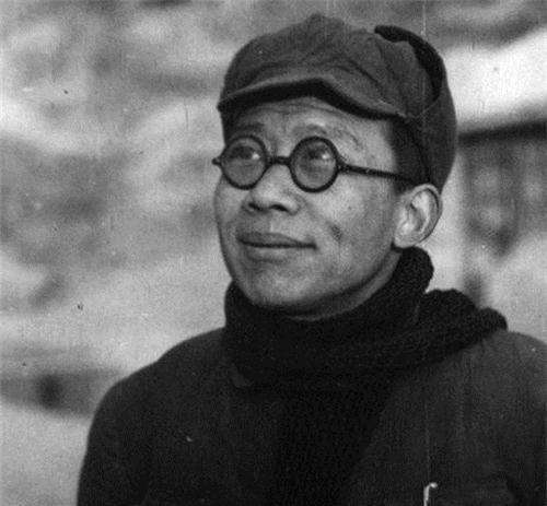 女紅軍吞下密件犧牲，兒女被送人，副國級丈夫53年後才與兒女團聚